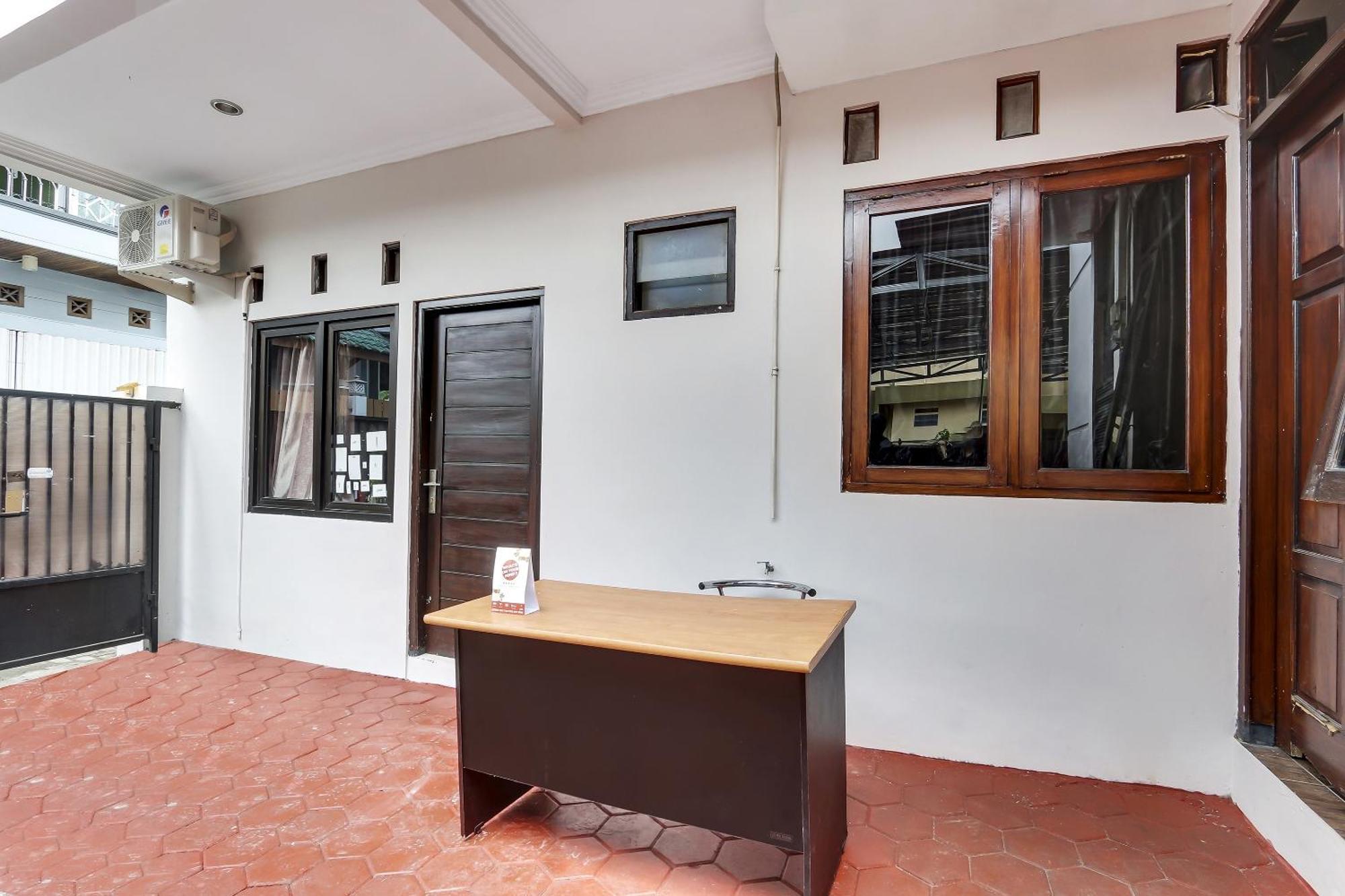 Oyo 91082 Nathania Exclusive Sleman  Exteriér fotografie